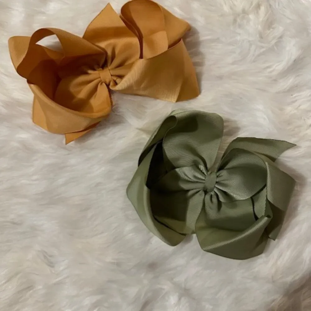 ***** Bundle (2) of 8